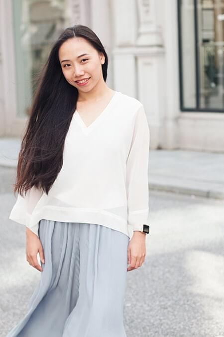 19 SHARLEEN HUANG